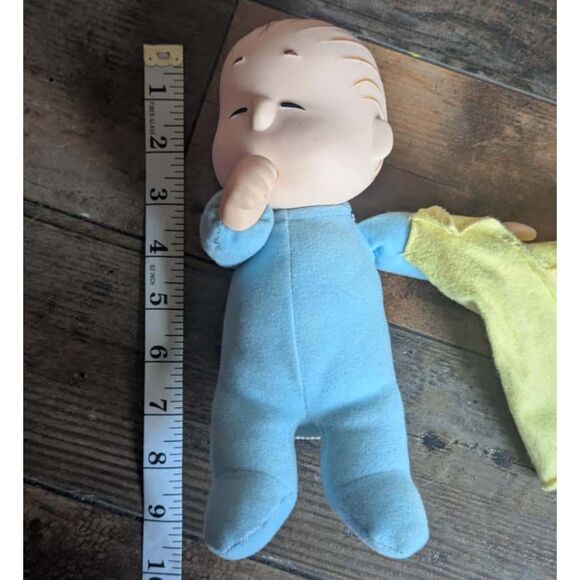 Vintage 1966 Peanuts Linus Plush Doll with Security Blanket - Picture 6 of 7